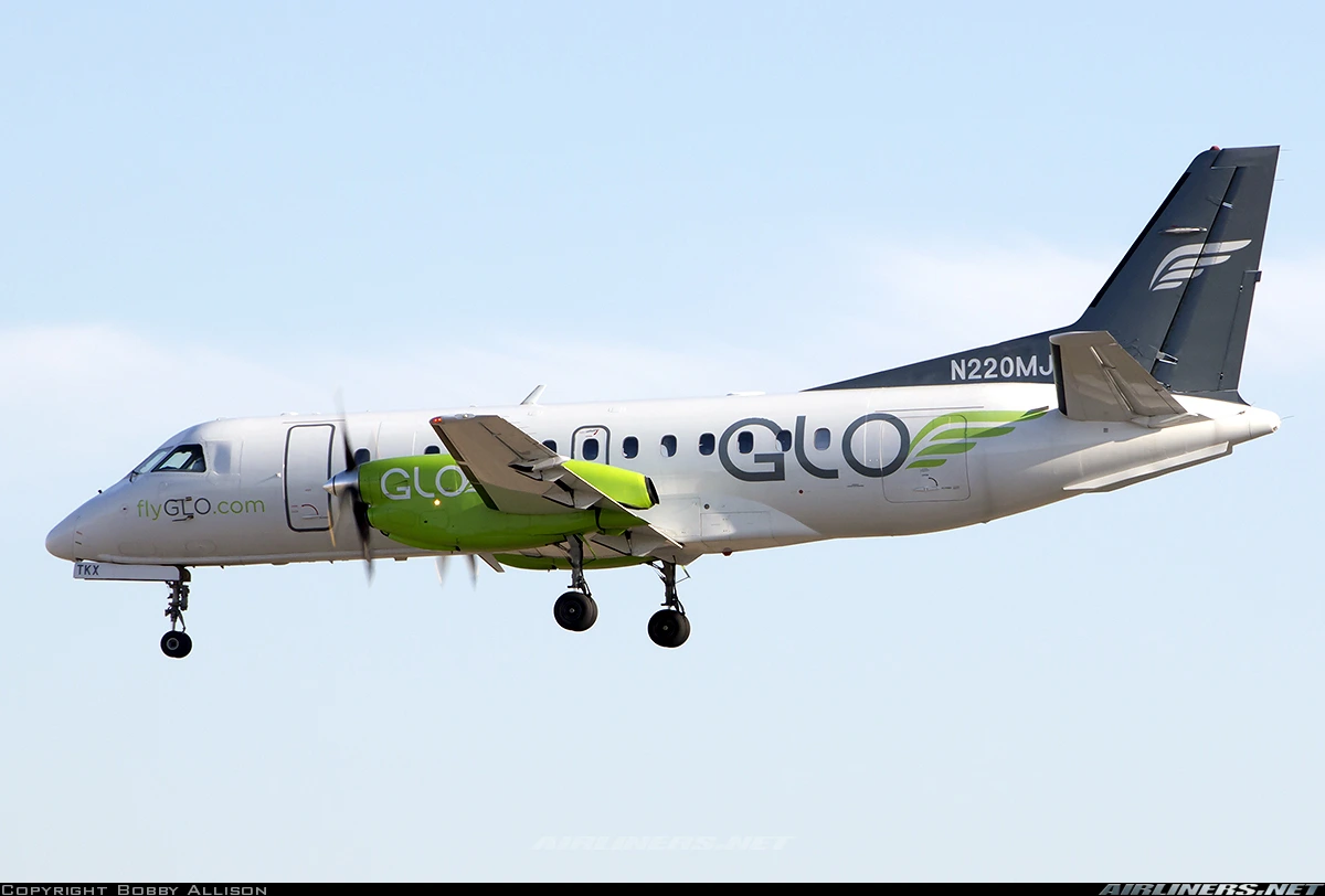 The GLO livery in flight.