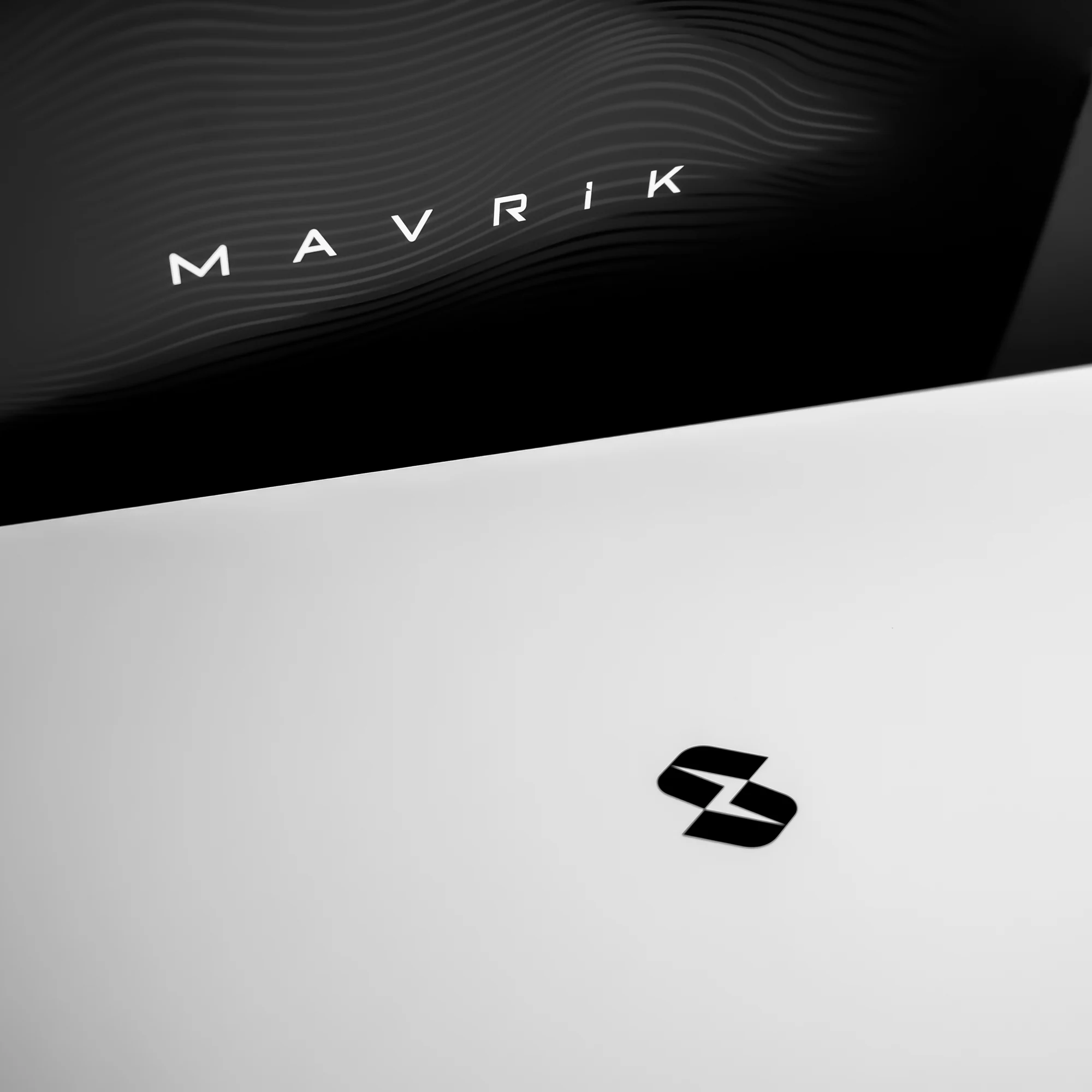 Mavrik packaging and product presentation.
